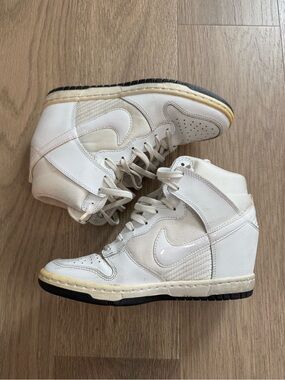 Nike Dunk Sky Hi Essential women's sneaker wedges in white